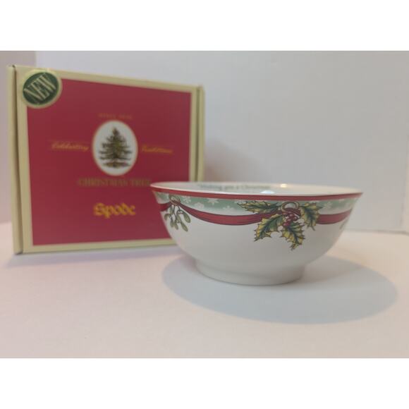 Spode 2009 Christmas Tree Revere Bowl NEW in Box - 6" Holiday Candy Dish - Picture 4 of 5